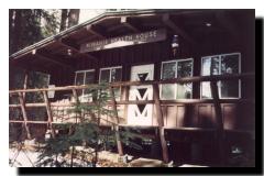 health_house.jpg (8977 bytes)